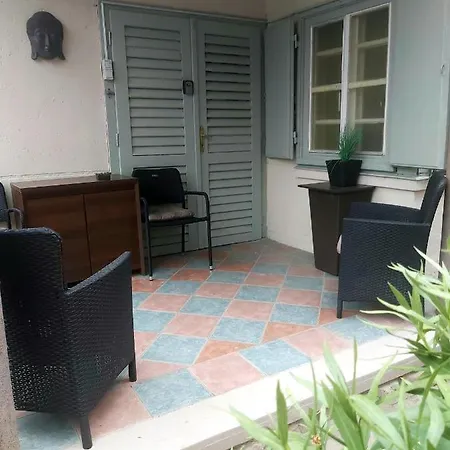 Budha Apartman, Terrace, Ac, Free Parking, Bbq, Wifi アパート *