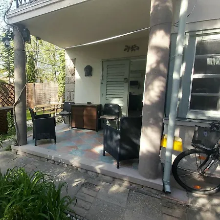 Budha Apartman, Terrace, Ac, Free Parking, Bbq, Wifi アパート シオーフォク