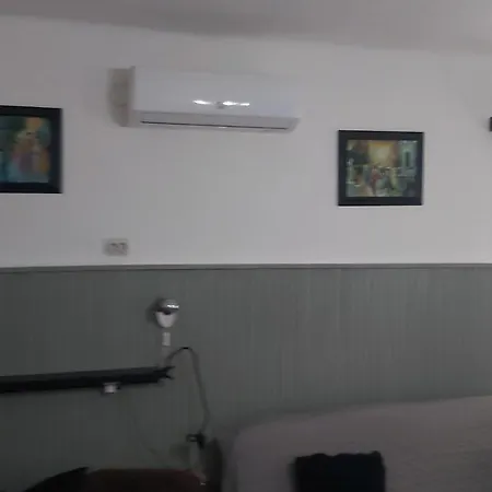 Studio Garden, Autoparking, Bbq, Terrace Apartment *